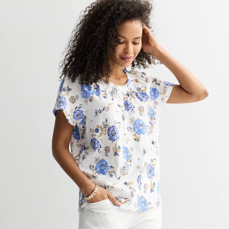 クロフト＆バロー レディース トップス Tシャツ プチ シャーリング ブラウス Petite Croft & Barrow Smocked Short Sleeve Blouse Azure Melody Floral