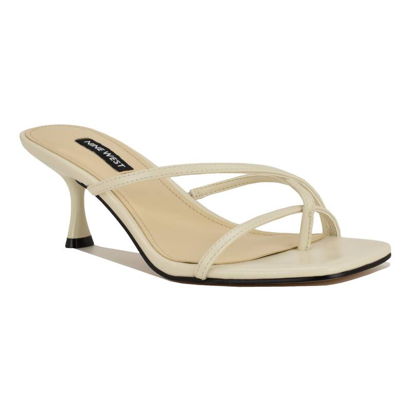 ナインウェスト レディース シューズ パンプス サンダル Nine West Anirey Women'square Toe Strappy Dressandals Cream クリーム｜ReVida 店