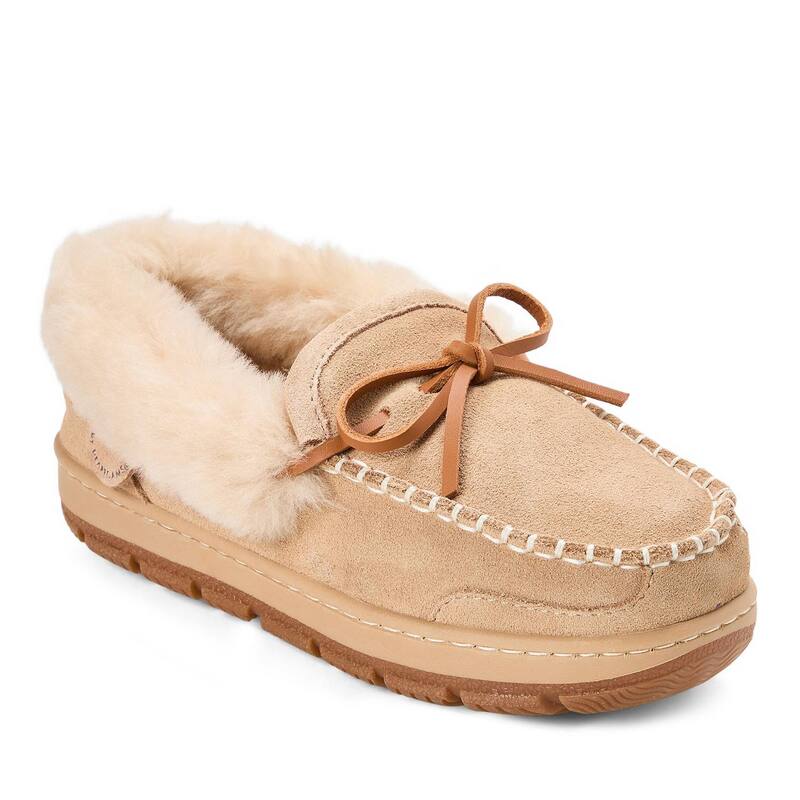 ディアフォームズ レディース シューズ サンダル Fireside by Dearfoams Women\u0027s Gladstone Genuine Shearling Moccasin Slippersand 真砂