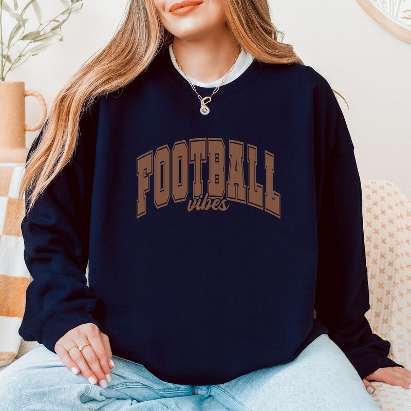 Simply Sage Market レディース トップス Tシャツ スウェット Simply Sage Market Varsity Football Vibesweatshirtrue Navy ネイビー 10,935円