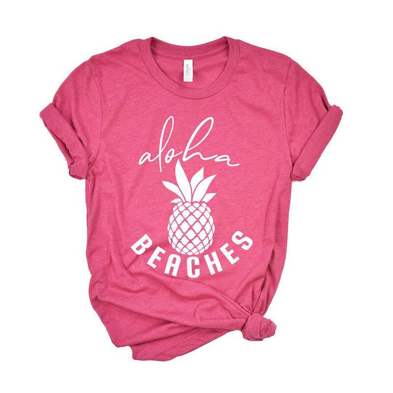 Simply Sage Market レディース トップス Tシャツ グラフィック Simply Sage Market Aloha Beaches Pineapple Short Sleeve Graphic Tee Raspberry｜ReVida 店
