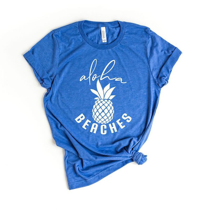 Simply Sage Market レディース トップス Tシャツ グラフィック Simply Sage Market Aloha Beaches Pineapple Short Sleeve Graphic Tee Royal