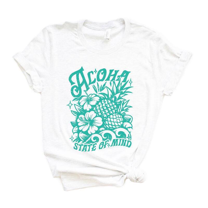 Simply Sage Market レディース トップス Tシャツ グラフィック Simply Sage Market Aloha State Of Mind Pineapple Short Sleeve Graphic Tee White ホワイト