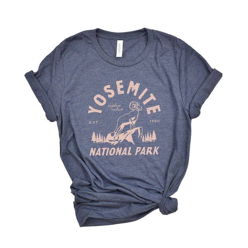 Simply Sage Market レディース トップス Tシャツ ヴィンテージ Simply Sage Market Vintage Yosemite National Park Short Sleeve Tee Heather Navy ヘザー