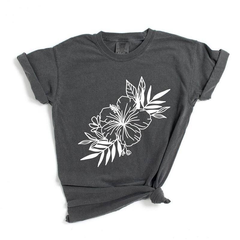Simply Sage Market レディース トップス ティーシャツ Simply Sage Market Hibiscuspray Garment Dyed Tees Pepper トップス-レディースファッション-Tシャツ・カットソー