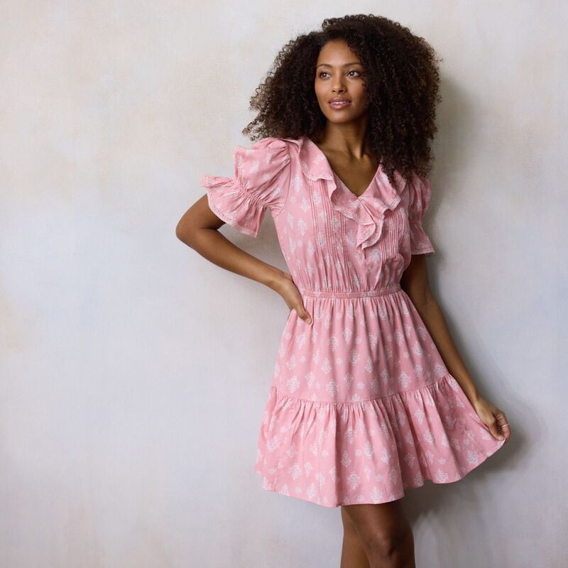 LC Lauren Conrad レディース トップス ワンピース プチ フリル ミニ Petite LC Lauren Conrad Ruffle Front Pintuck Mini Dress Pink Payton Stamp ピンク
