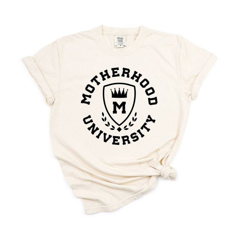 Simply Sage Market レディース トップス ティーシャツ Simply Sage Market Motherhood University Crown Garment Dyed Tees Ivory 象牙色 レディースファッション-トップス