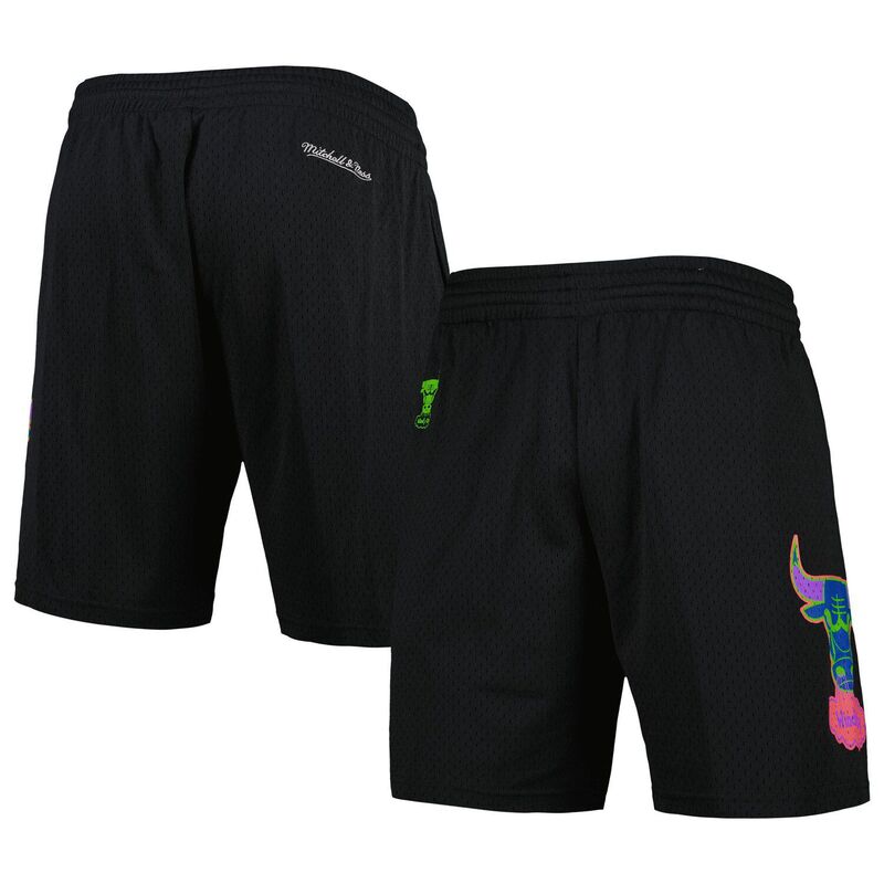 ミッチェル&ネス レディース ボトムス ハーフパンツ・ショーツ ショートパンツ Men's Mitchell & Ness Black Chicago Bulls Hardwood Classics Color Bomb Energy Shorts Bul Black ブラック