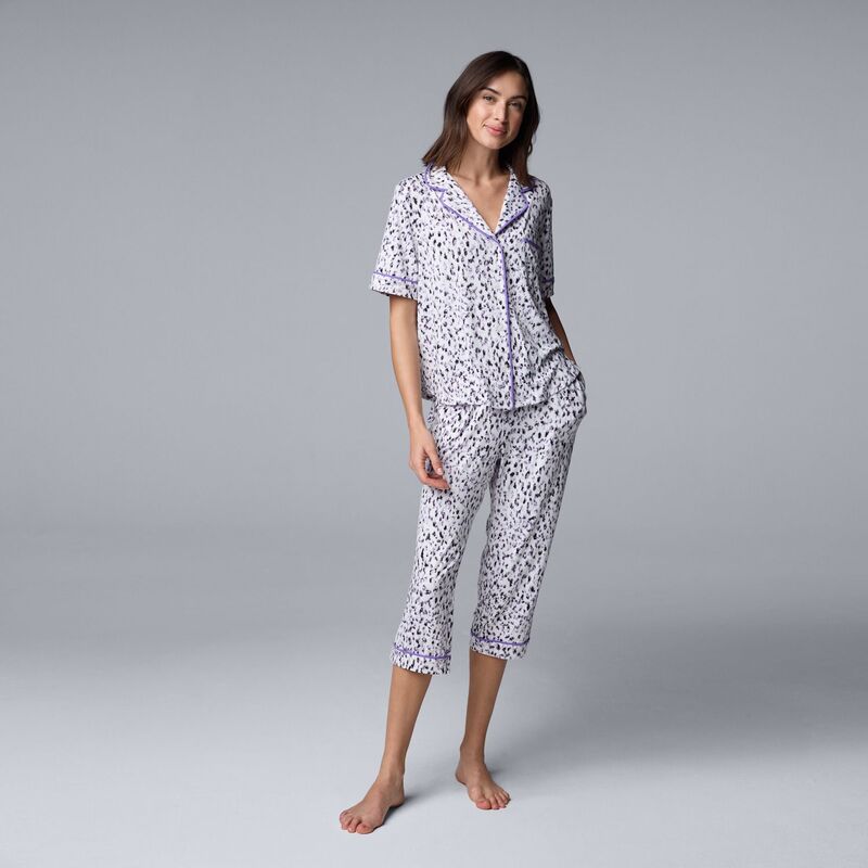ヴェラウォン レディース アンダーウェア ナイトウェア パンツ キャップ Women'simply Vera Wang 2-pc. Pajama Top & Pajama Capri Pantsleepwear Set White Animal ホワイト｜ReVida 店 8,736円