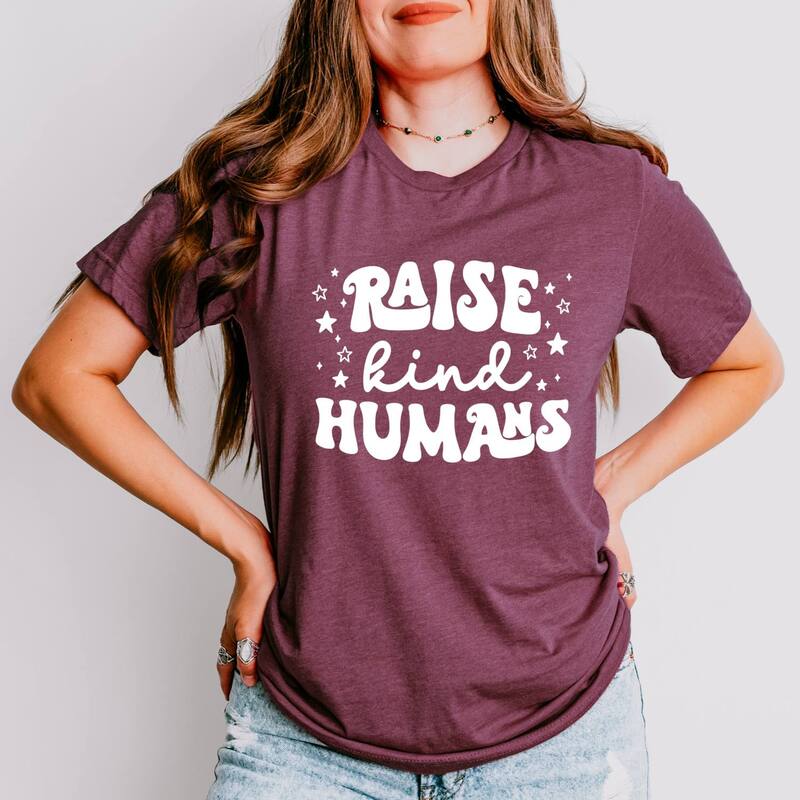Simply Sage Market レディース トップス Tシャツ グラフィック Simply Sage Market Raise Kind Humans Retro - Women'short Sleeve Graphic T-Shirt Plum プラム