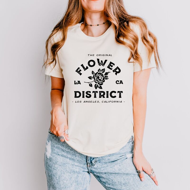 Simply Sage Market レディース トップス Tシャツ グラフィック Simply Sage Market Flower District - Women'short Sleeve Graphic T-Shirt Cream クリーム