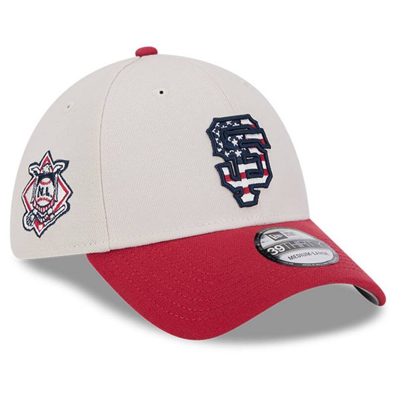 ニューエラ レディース アクセサリー 帽子 Men's New Era Khaki/Red San Francisco Giants 2024 Fourth of July 39THIRTY Flex Hat Gnt Beig K レッド 8,380円