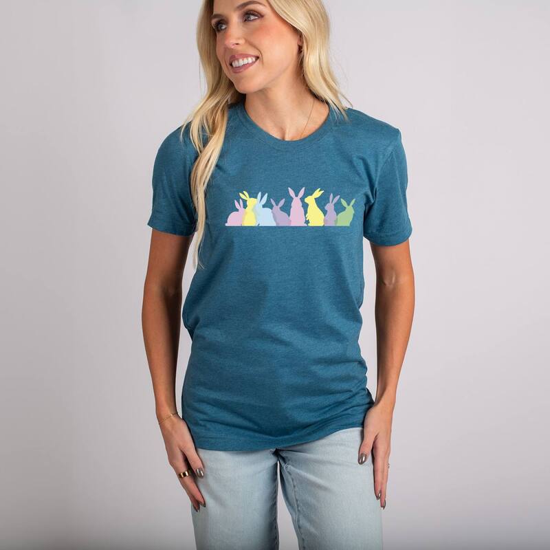 Simply Sage Market レディース トップス Tシャツ グラフィック Simply Sage Market Colorful Bunnies Row - Women'short Sleeve Graphic T-Shirteal ティール 7,186円