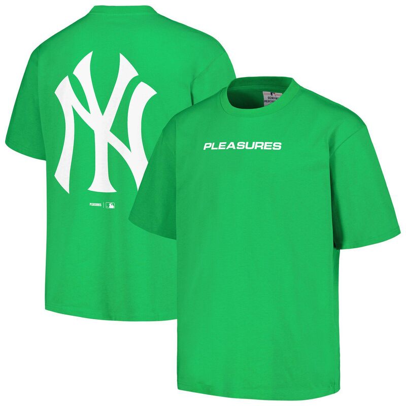 アンブランデッド レディース トップス Tシャツ Unbranded Men's PLEASURES Greenew York Yankees Ballpark T-Shirt Ynk Green グリーン
