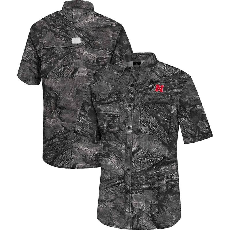 コロシアム レディース トップス Tシャツ Men's Colosseum Charcoal Nebraska Huskers Realtree Aspect Charter Full-Button Fishing Shirt Neb Charco チャコール