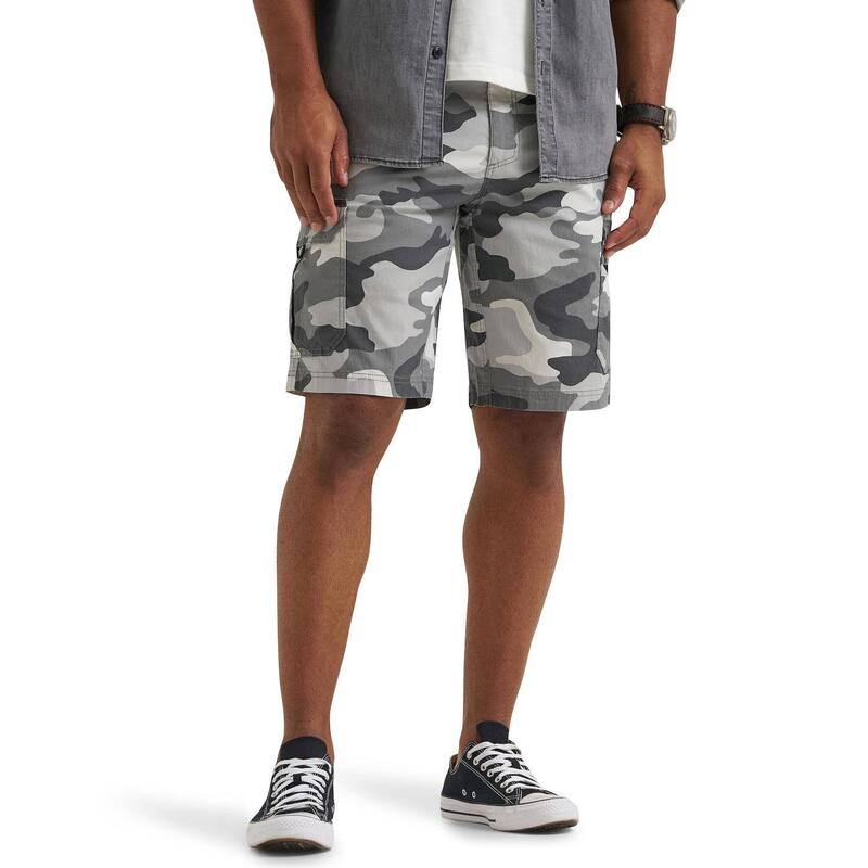 リー レディース ボトムス ハーフパンツ・ショーツ ショートパンツ Men's Leextreme Motion Crossroad Relaxed-Fit Camo Cargo Shortstatic Gray Camo グレー｜ReVida 店