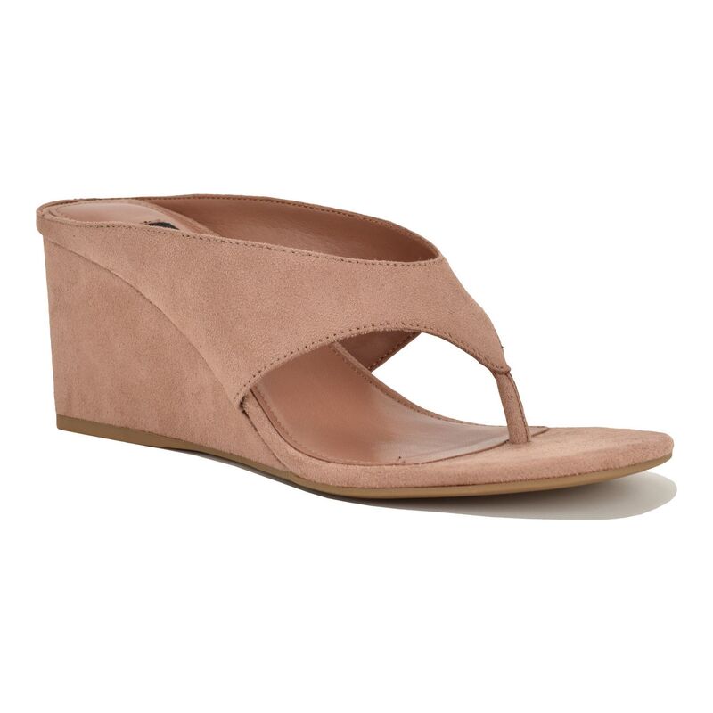 ナインウェスト レディース シューズ パンプス サンダル Nine West Jadde Women's Round Toe Slip-On Dress Wedge Sandals Taupe トープ｜ReVida 店