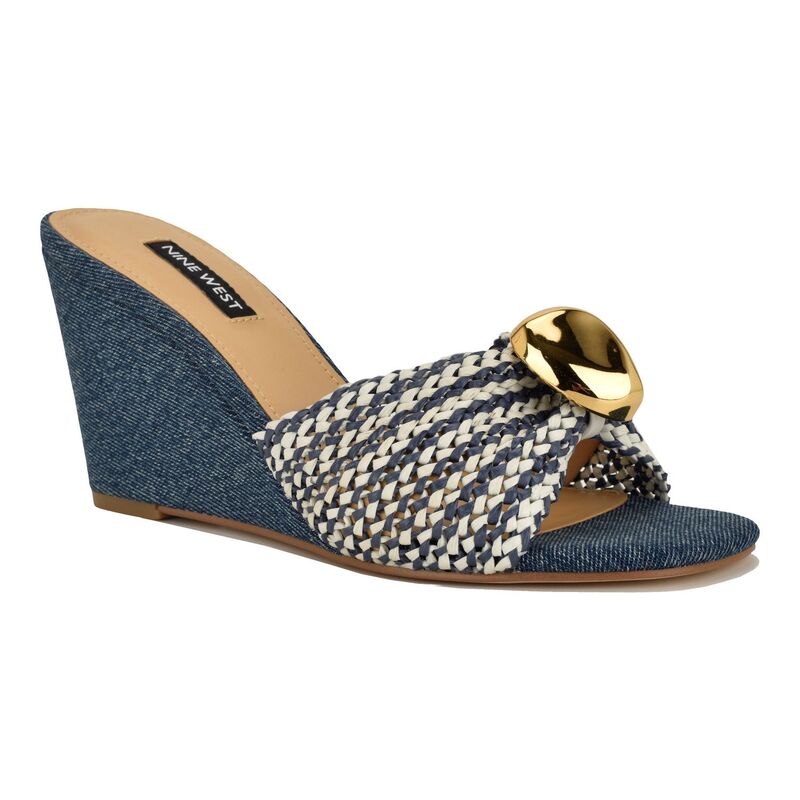 ナインウェスト レディース シューズ パンプス サンダル Nine West Nessla Women'slip-On Wedge Sandalsquare Toe Cream Denim クリーム