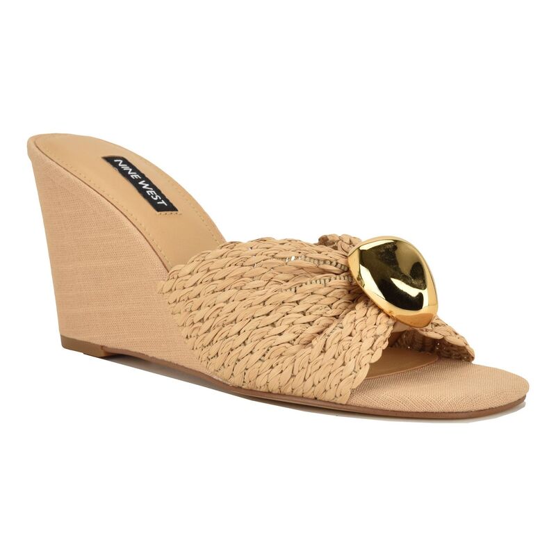 ナインウェスト レディース シューズ パンプス サンダル Nine West Nessla Women'slip-On Wedge Sandalsquare Toe Light Natural