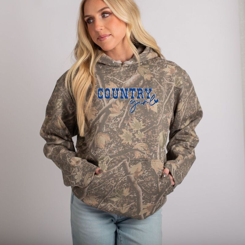 Simply Sage Market レディース トップス プルオーバー 刷り上げる パーカー Simply Sage Market Country Girl Heart Puff Print - Camo Hoodie Camo
