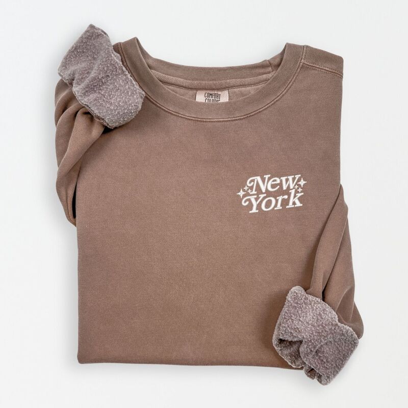 Simply Sage Market レディース トップス プルオーバー 流汗 刺しゅう Simply Sage Market Embroidered New York Stars Lightweight Garment Dyed Sweatshirt Espresso サルヴィア