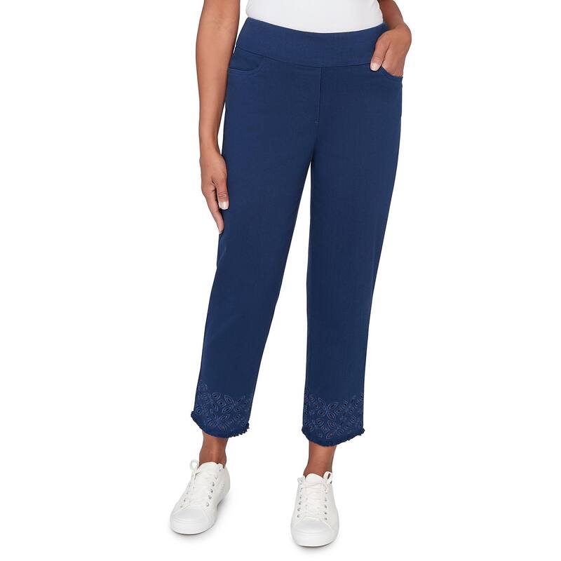 アルフレッド ダナー レディース ボトムス カジュアルパンツ プチ 刺繍 デニム アンクル Petite Alfredunner Geometric Embroidered Super Stretch Denim Ankle Pants Mosaic Blue ブルー|ReVida 店