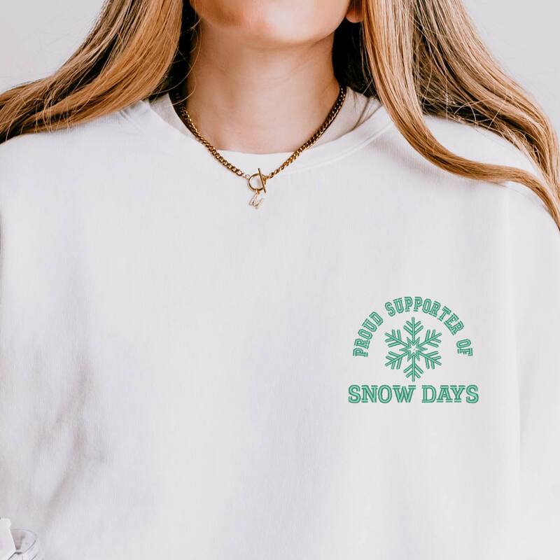 Simply Sage Market レディース トップス プルオーバー 汗水 刺しゅう Simply Sage Market Embroidered Proud Supporter Snow Days - Women\u0027s Lightweight Garment Dyed Sweatshirt White 白いこと