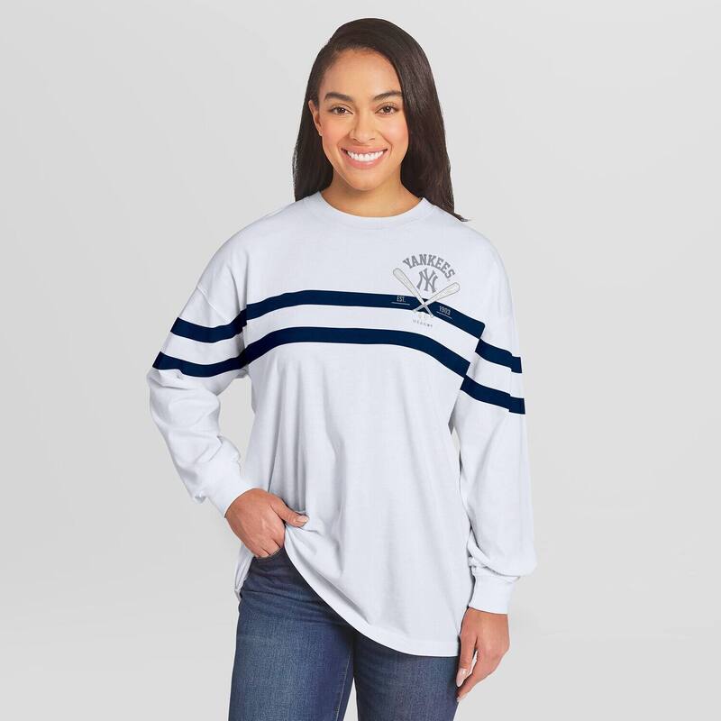 お召しもの バイ エリン アンド濫りがわしい レディース トップス ティーシャツ Women\u0027s WEAR by Erin Andrews White New York Yankees Oversized Long Sleeve Striped T-Shirt Ynk White 白いこと Tシャツ・カットソー-レディースファッション