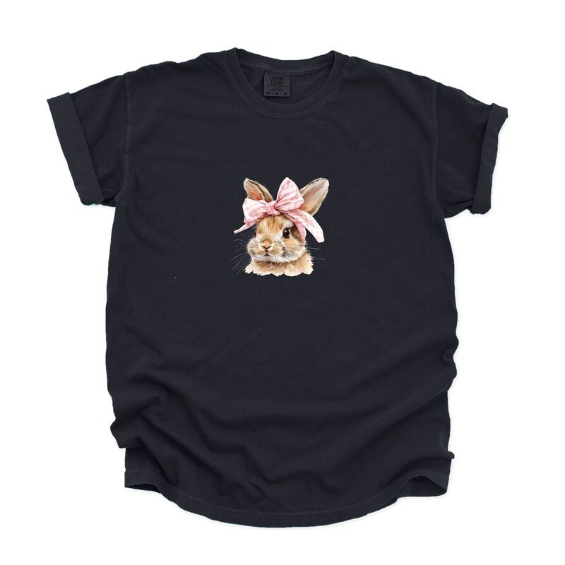 Simply Sage Market レディース トップス ティーシャツ グラフィック Simply Sage Market Watercolor Coquette Bunny - Women\u0027s Garment Dyed Graphic T-Shirt Black 黒いこと Tシャツ・カットソー-レディースファッション