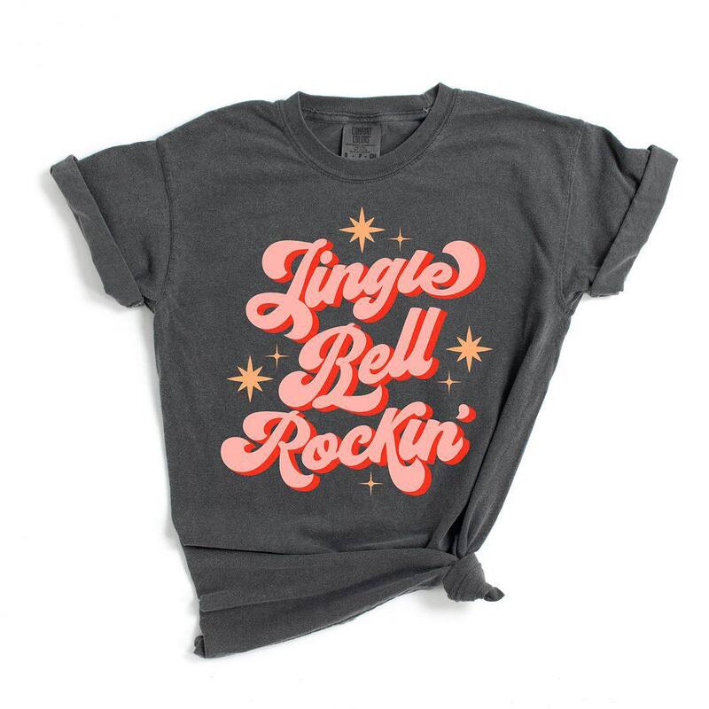 Simply Sage Market レディース トップス ティーシャツ Simply Sage Market Jingle Bell Rockin\u0027 Garment Dyed Tees Grey 薄墨色 トップス-Tシャツ・カットソー