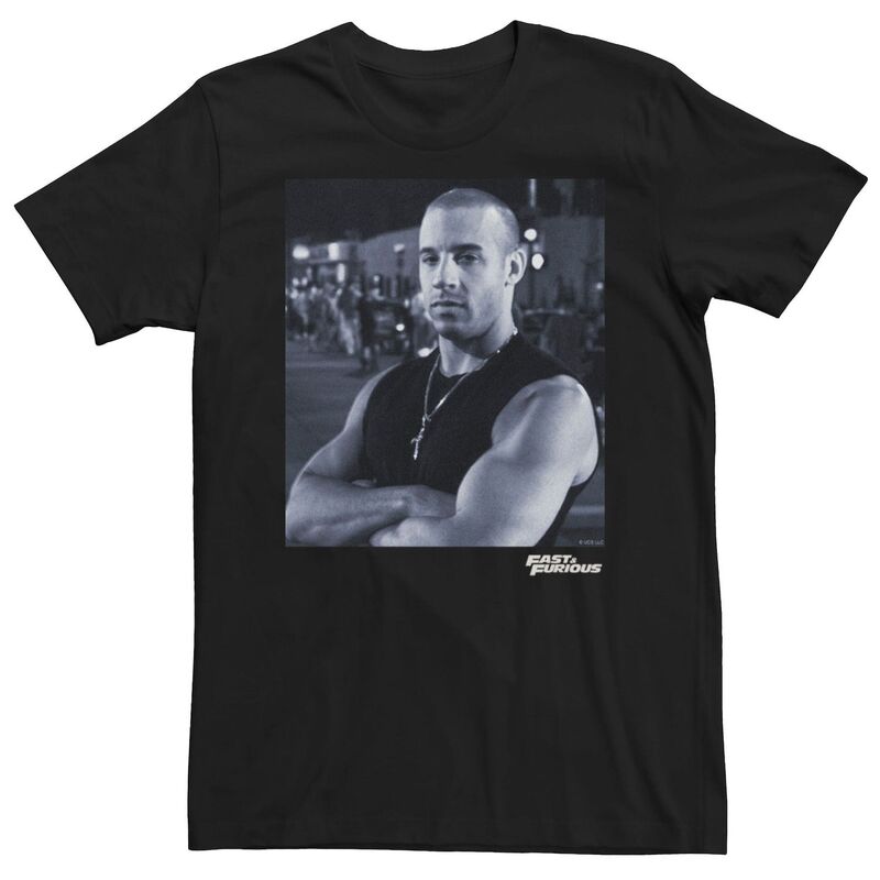 アニメキャラクター レディース トップス Tシャツ ミニ グラフィック Licensed Character Men Fast \u0026 Furious Dominic Arms Crossed Portrait Graphic Tee Black ブラック