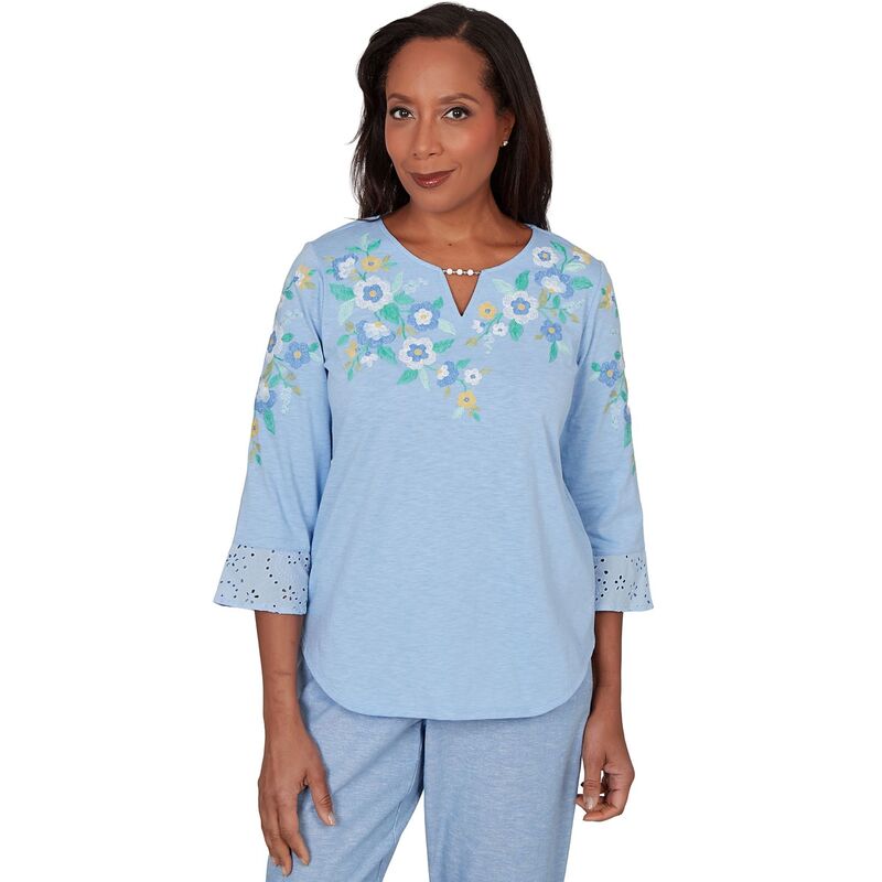 アルフレッド ダナー レディース トップス プルオーバー 御花柄 プチ 刺しゅう 御花 Petite Alfredunner Floral Embroidered Split Neck Top Ocean Blue 青み
