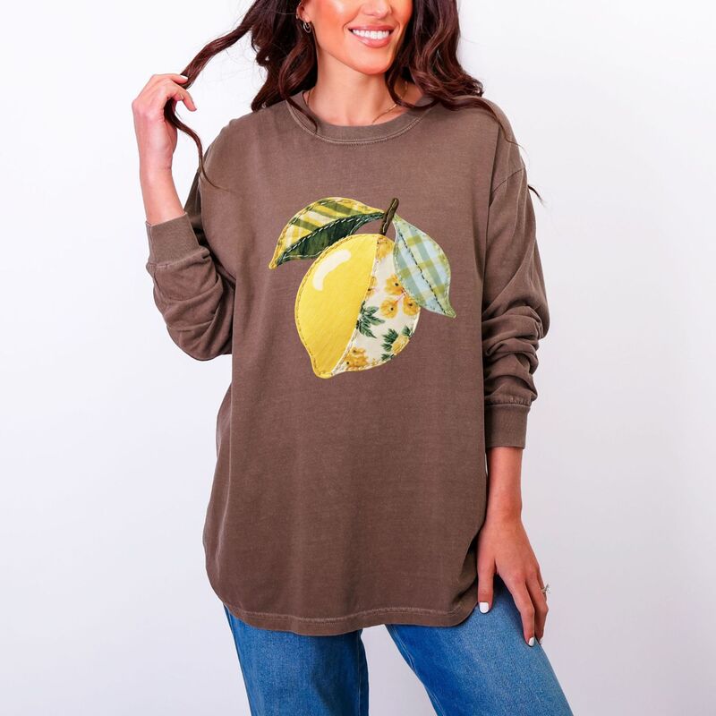 Simply Sage Market レディース トップス ティーシャツ パッチワーク グラフィック Simply Sage Market Lemon Faux Patchwork - Women\u0027s Garment Dyed Long Sleeve Graphic T-Shirt Espresso Tシャツ・カットソー-トップス-レディースファッション