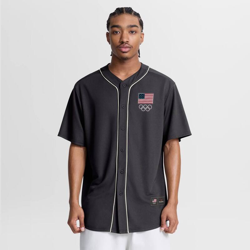 ファナティクス レディース トップス Tシャツ Men's Fanatics Gray Team USA Core Foundation Ball Button-Up Shirt Usa Grey グレー｜ReVida 店