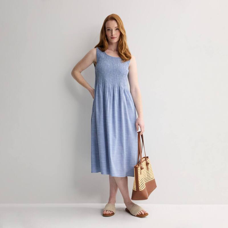 クロフト＆バロー レディース トップス 衣装 midi シャーリング Women\u0027s Croft \u0026 Barrow Smocked Midi Dress Chambray