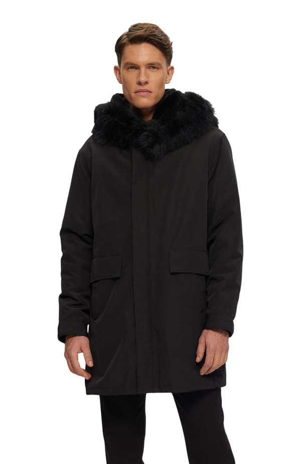 ゴルスキ メンズ アウター ジャケット・ブルゾン パーカー GORSKI Parka With Genuine Shearling Trim Black/Black ブラック