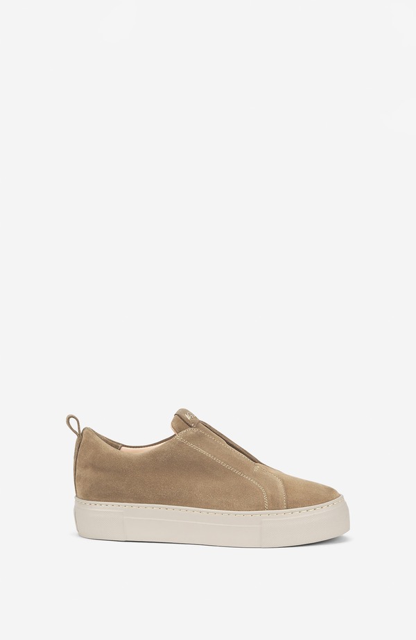 エージーエル レディース シューズ スニーカー AGL Clementina sneaker in water-resistant velour Taupe トープ