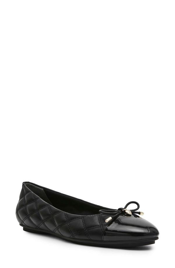 アンクライン レディース シューズ パンプス キャップ Anne Klein Luci Cap Toe Ballet Flat Black ブラック|ReVida 店
