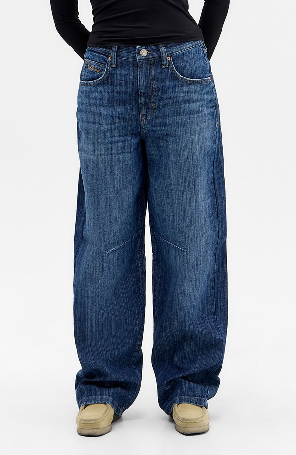 アーバンアウトフィッターズ レディース ボトムス デニムパンツ ジーンズ BDG Urban Outfitters Logan Stripe Barreleg Jeans Blue ブルー