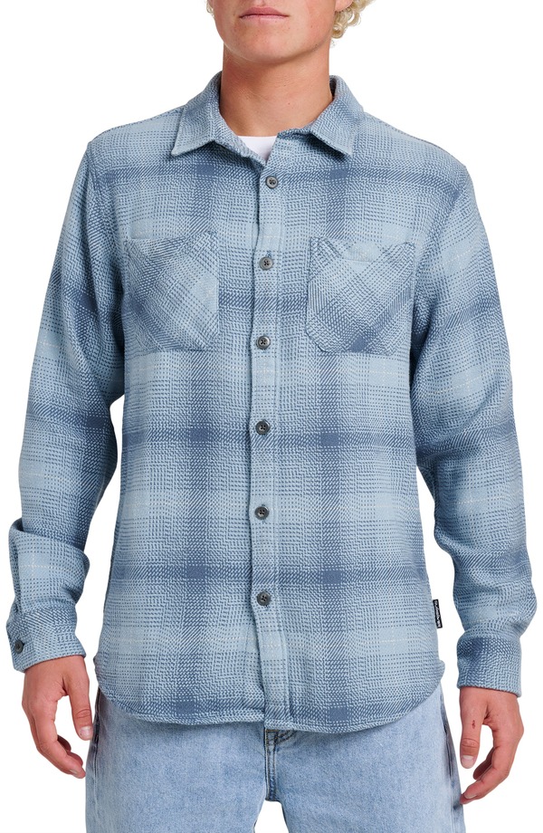 クイックシルバー メンズ アウター ジャケット・ブルゾン シャツ コットン Quiksilver DNA Plaid Cotton Flannel Button-Up Overshirt China Blue ブルー｜ReVida 店 17,986円