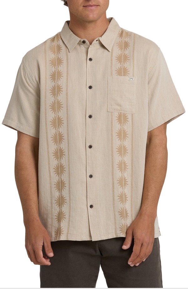 ビラボン メンズ トップス シャツ リネン Billabong Cordoba Short Sleeve Linen Blend Button-Up Shirt Desert Khaki カーキ