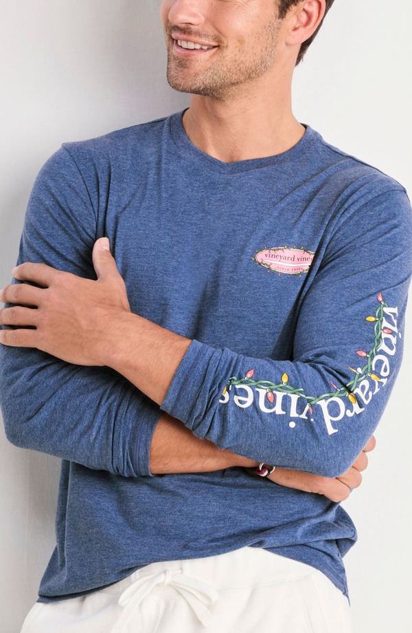 ヴァインヤードヴァインズ メンズ トップス Tシャツ グラフィック vineyard vines Holiday Board Long Sleeve Graphic T-Shirt Prussian Blue Heather ヘザー 16,485円
