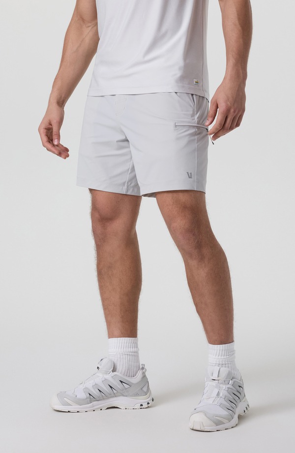 ビュオーリ メンズ ボトムス ハーフパンツ・ショーツ ショートパンツ Vuori Fleet 7.5-Inch Performance Chino Shortsky Grey グレー