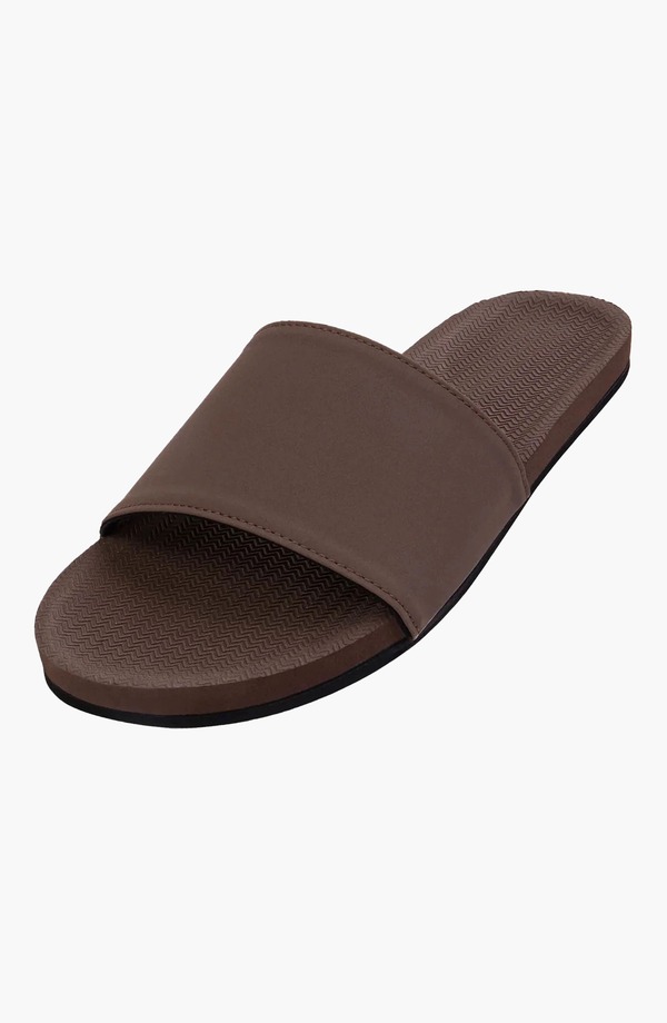 インドソール レディース シューズ 踵 サンダル Indosole Responsibly-Made Tire Sole Slide Sandalsoil レディース靴-ミュール