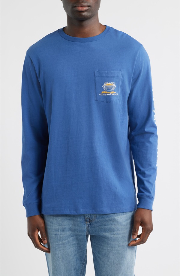 ヴァインヤードヴァインズ メンズ トップス Tシャツ コットン グラフィック vineyard vinest. Patty's Day Long Sleeve Cotton Graphic Pocket-Shirt Moonshine