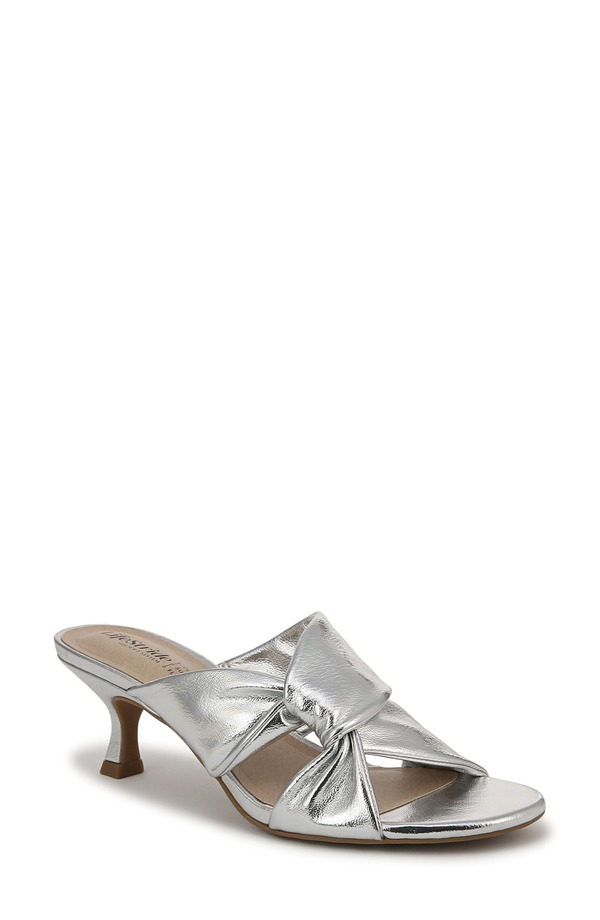 ライフストライド レディース シューズ ヒール サンダル LifeStride Nori Sandal - Wide Width Available Silver シルバー｜ReVida 店