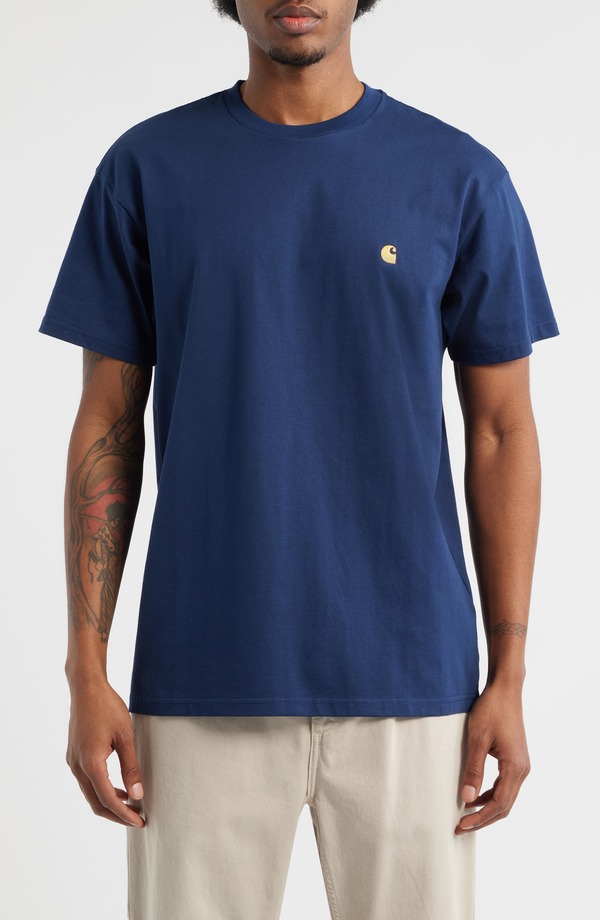 鉄道車両ハート型 メンズ トップス ティーシャツ 労働者の一団のど首 Carhartt Work In Progress Chase Crewneck T-Shirt Jupiter / Gold ゴールド メンズファッション-Tシャツ・カットソー-トップス