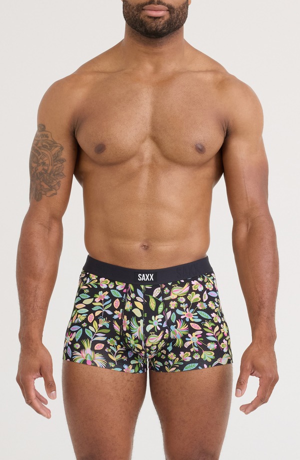 サキソフォン メンズ アンダー御召しもの さる股引き SAXX Vibe Xtra Soft Comfortrunks Amate Garden- Black 黒いこと