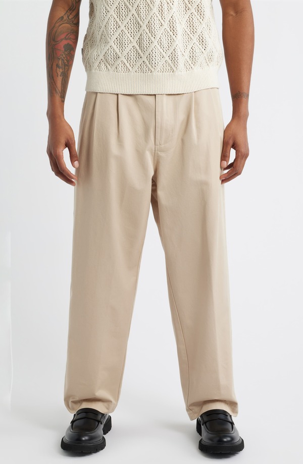オベイ メンズ ボトムス カジュアルパンツ プリーツ Obey Foster Pleated Twill Pants Cement