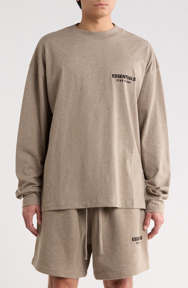 フィアオブゴッド メンズ トップス Tシャツ コットン ロゴ Fear of God Essentials Classic Fit Long Sleeve Cotton Logo T-Shirt Homestead Heather ヘザー 20,235円